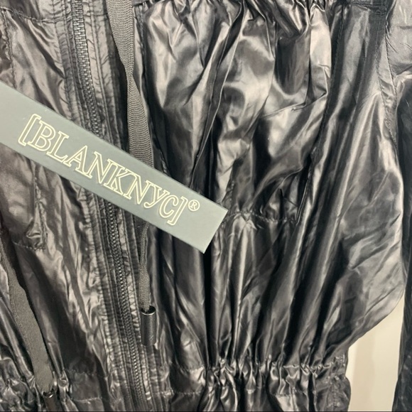 Blank NYC lightweight packable rain jacket - Picture 7 of 10